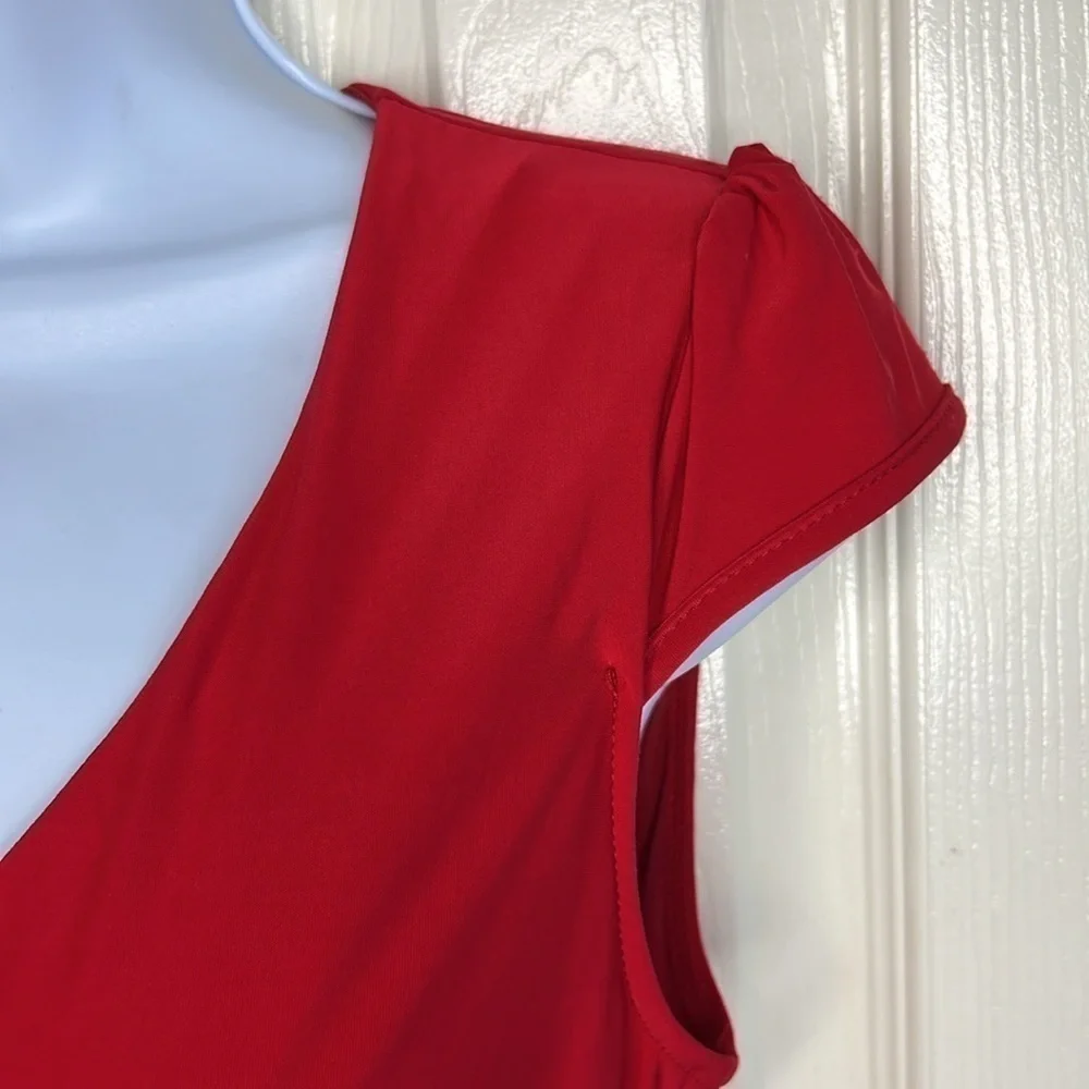 Caution to the Wind and red stretch cap sleeve dress - Picture 5 of 12